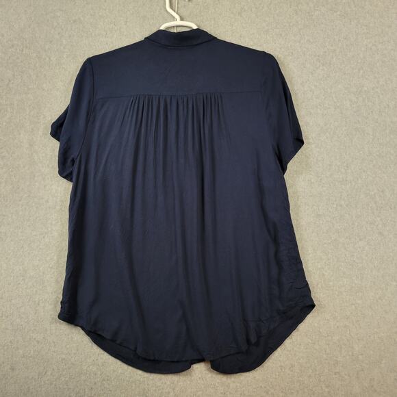 Torrid Navy Blue SS Button Up Rayon Stretch Pocket Shirt Women's Plus 1X - Picture 6 of 12